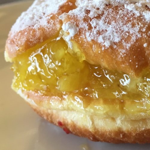 PINEAPPLE Pineapple Paczki